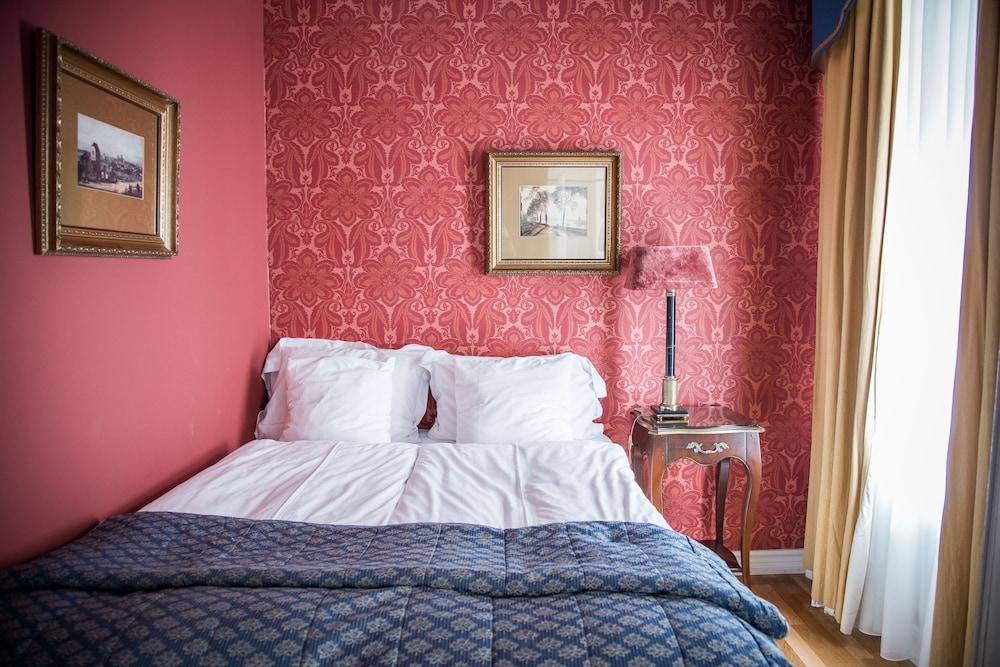 Hotell Eggers 4*